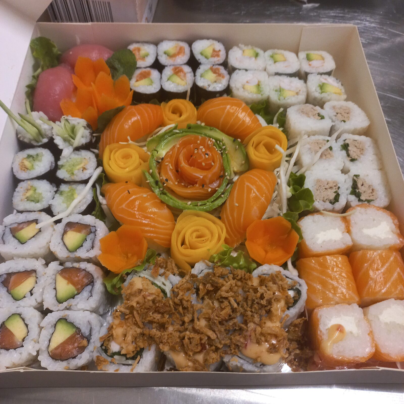 Plateau de sushis frais du Sao à Cavaillon